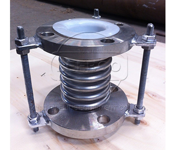四氟<a href=http://www.czjspx.com target=_blank class=infotextkey>補(bǔ)償器</a>2.jpg