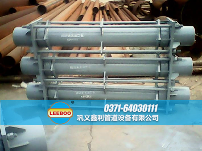 大拉桿橫向波紋<a href=http://www.czjspx.com target=_blank class=infotextkey>補償器</a>