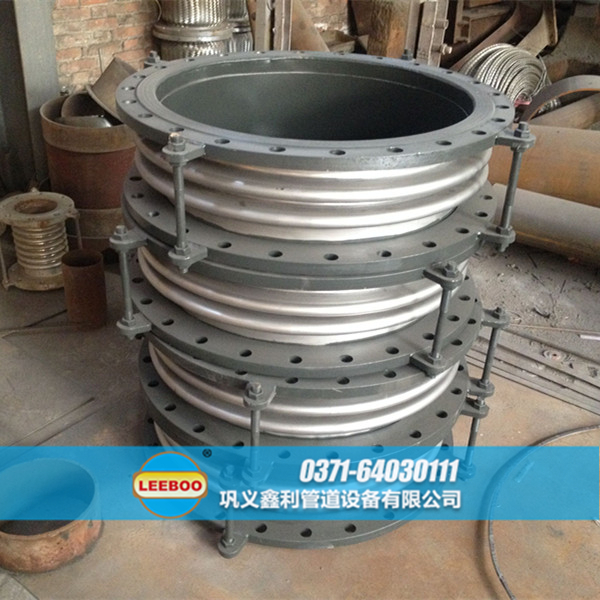 <a href=http://www.czjspx.com target=_blank class=infotextkey>補償器</a>現(xiàn)場